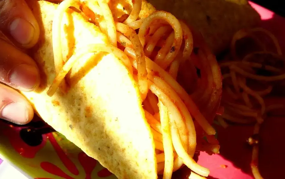 Jak przygotować spaghetti w taco - historia i przepisy na danie