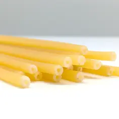 Makaron spaghetti z dziurką: odkryj sekrety bucatini i jego zastosowanie