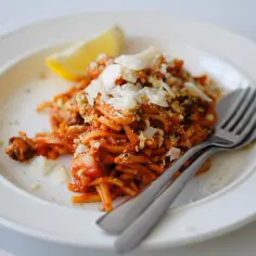 Proste spaghetti z pomidorów w puszce, które uratuje Twój obiad