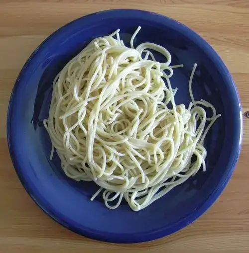 Zdjęcie Spaghetti bolognese wikipedia: historia, przepis i sekrety smaku