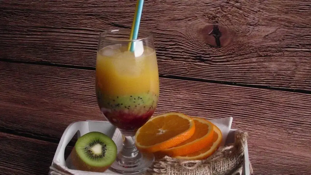 Zdjęcie Orzeźwiający drink z kiwi – przepis na idealny koktajl na lato