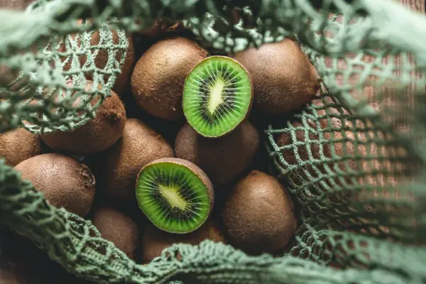 Nadmiar kiwi? 10+ sposobów, by nic się nie zmarnowało!