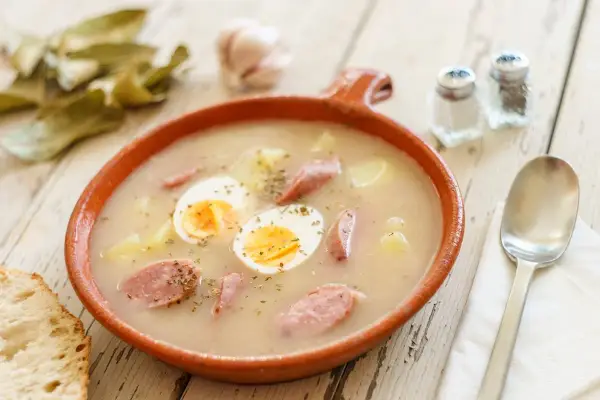 Jakie przyprawy do żurku? Sekret idealnego smaku i aromatu